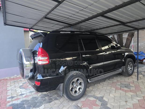 Toyota Land Cruiser Prado 3.0 D-4D 5dr 2007 Black