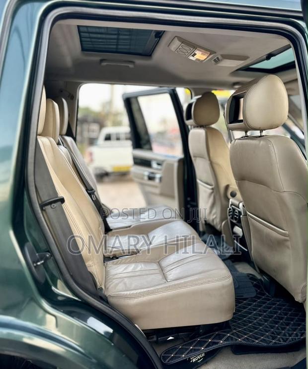 Land Rover Discovery 2013 Green