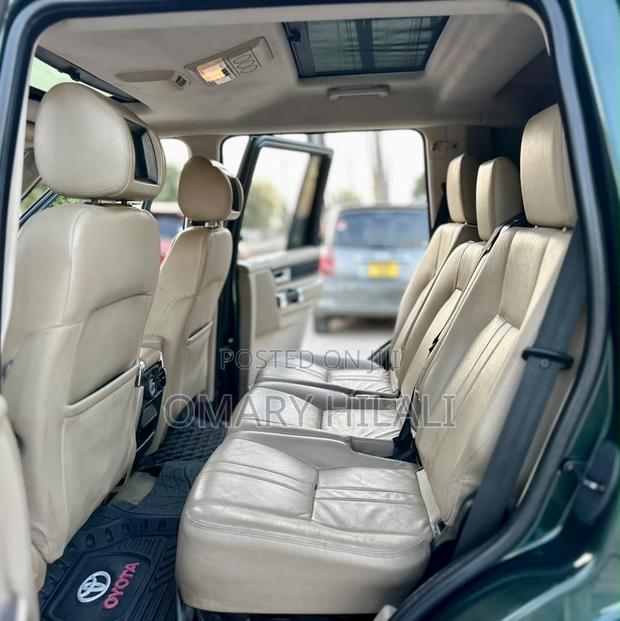 Land Rover Discovery 2013 Green