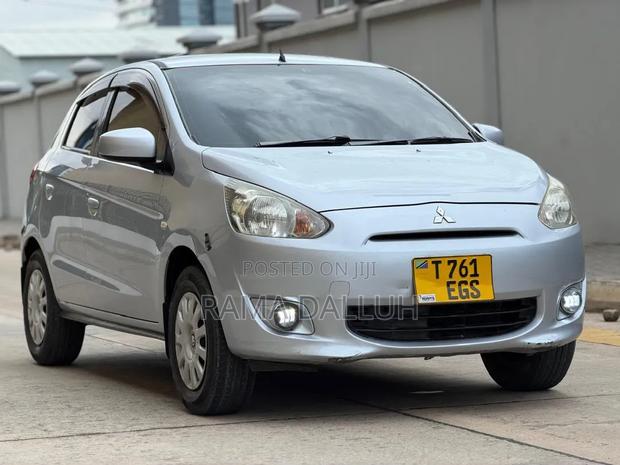 Mitsubishi Mirage 2013 Silver