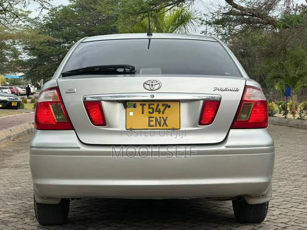 Toyota Premio 2005 Silver