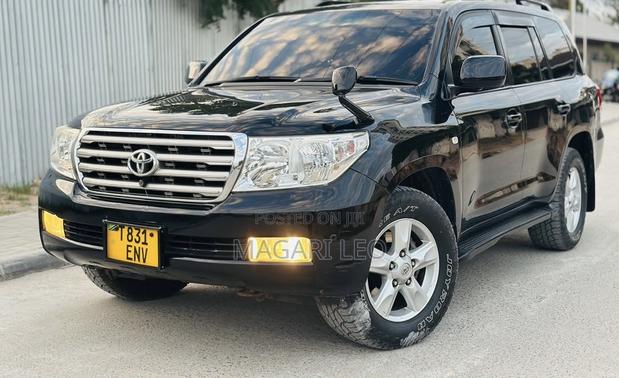 Toyota Land Cruiser 4.5 V8 GXR 2010 Black