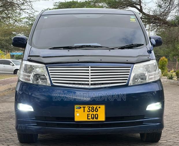 Toyota Alphard 2.4 Petrol FWD 2006 Blue
