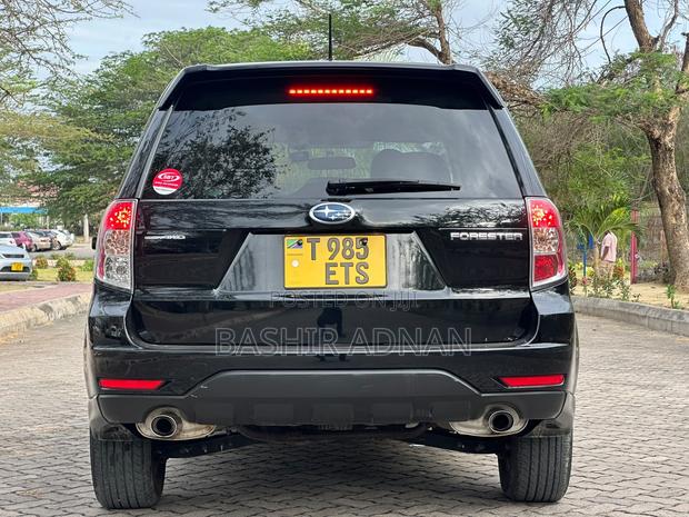 Subaru Forester 2012 Black