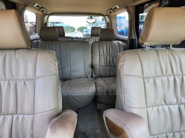 Toyota Alphard 2006 White