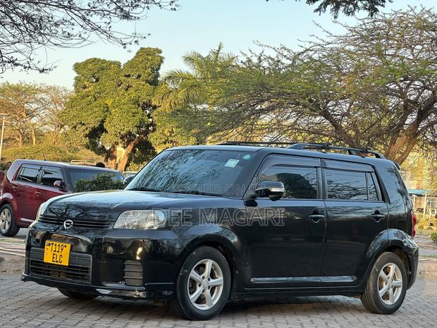 Toyota Corolla Rumion 2009 Black