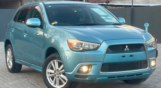 Mitsubishi RVR 2013 Blue