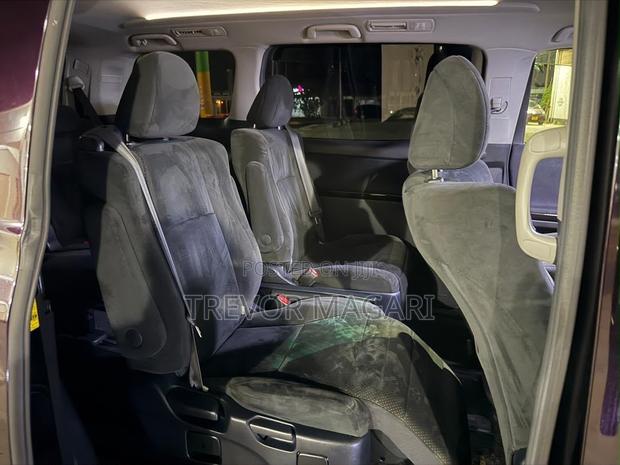Toyota Vellfire 2010 Black