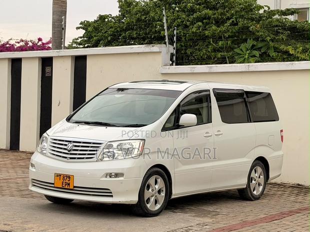 Toyota Alphard 2006 White