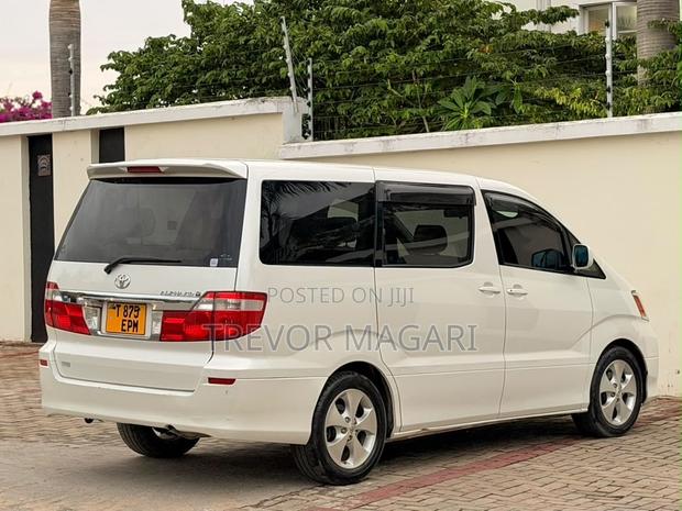 Toyota Alphard 2006 White