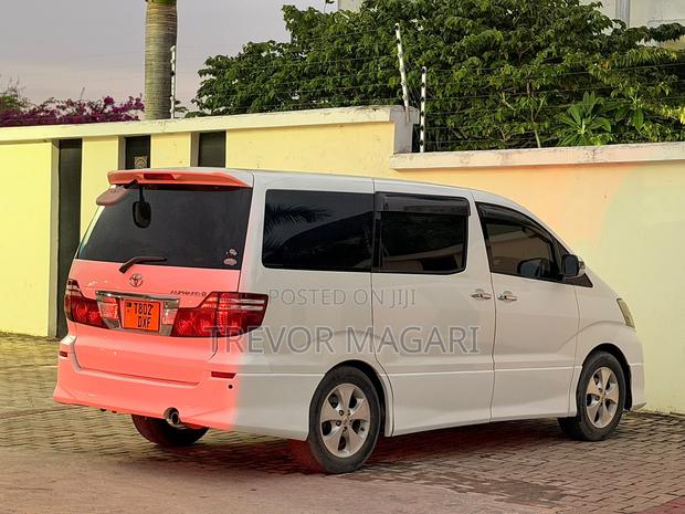 Toyota Alphard 2007 White