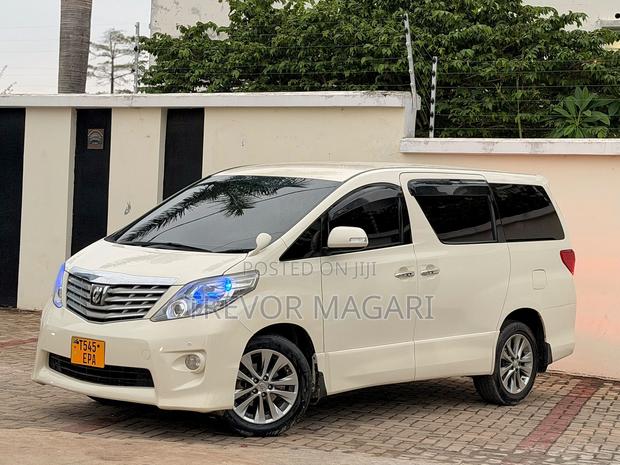 Toyota Alphard 2011 White