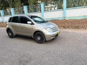 Toyota IST 2005 Gold for sale