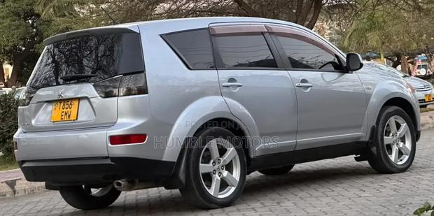 Mitsubishi Outlander 2006 Silver