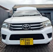 Toyota Hilux 2010 White for sale