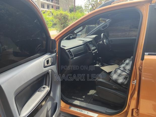 Ford Ranger Wildtrak 2016 Orange