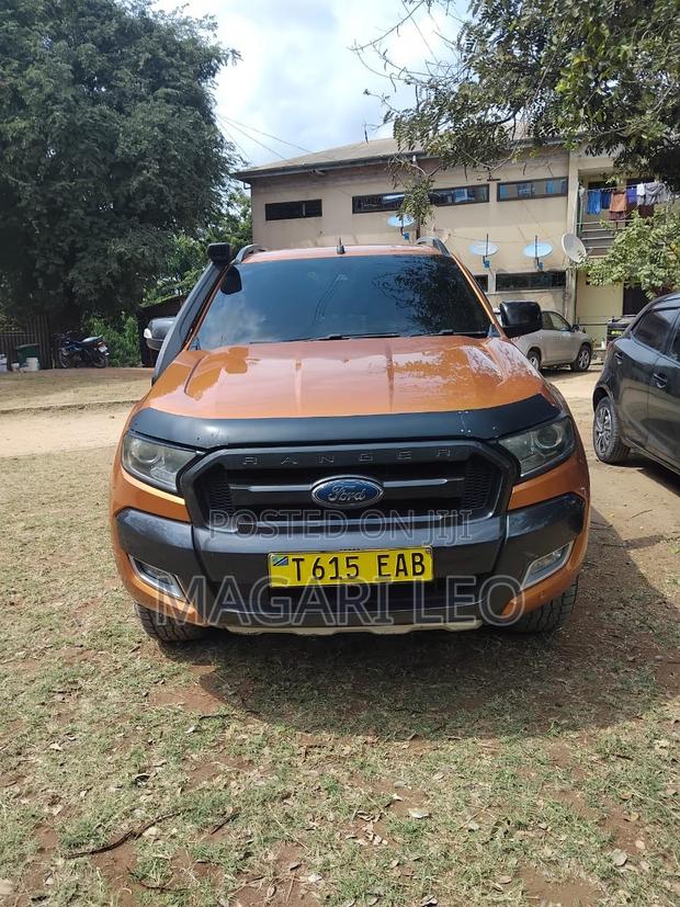 Ford Ranger Wildtrak 2016 Orange