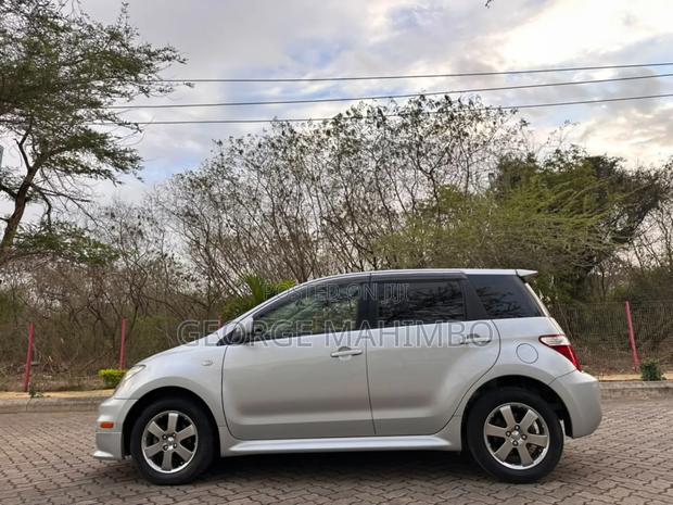 Toyota IST 2006 Silver