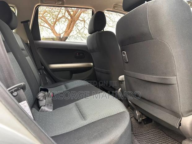 Toyota IST 2006 Silver