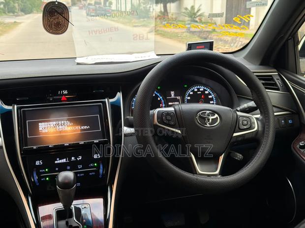 Toyota Harrier 2016 White