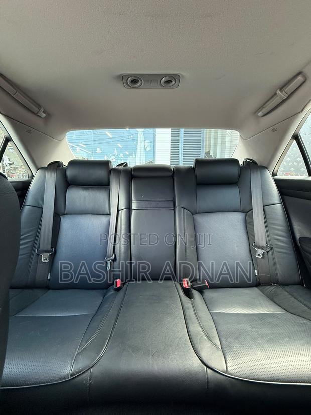 Toyota Crown 2007 Black