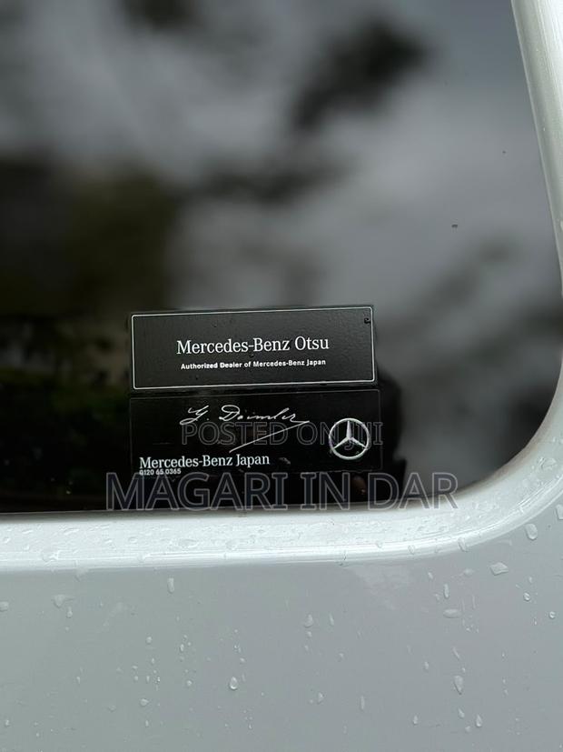 Mercedes-Benz G-Class 2021 White