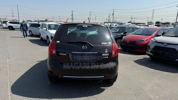 Mazda Verisa 2009 Purple