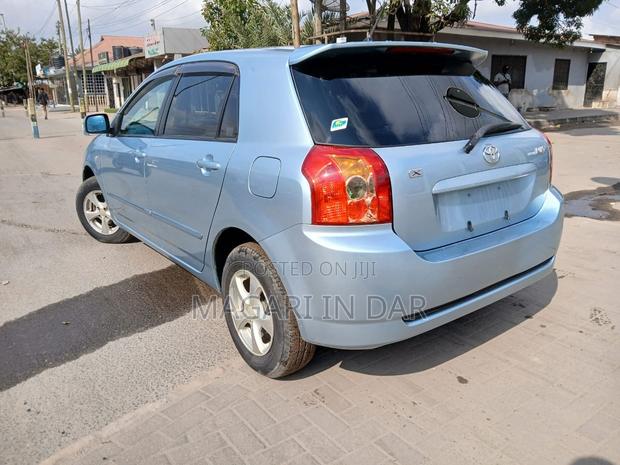 Toyota Corolla RunX 2004 Blue