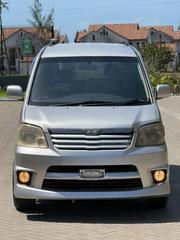 Toyota Noah 2003 Silver for sale