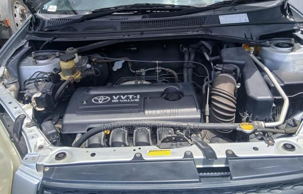 Toyota RAV4 2001 Silver