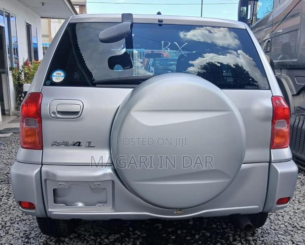 Toyota RAV4 2001 Silver