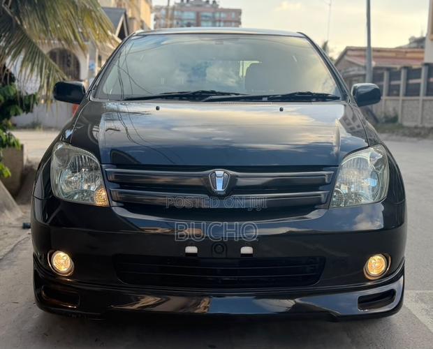 Toyota IST 2006 Black