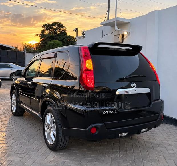 Nissan X-Trail 2.0 Petrol XE 2009 Matt Black