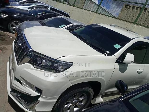 Toyota Land Cruiser 2016 4.0 V6 GXR White