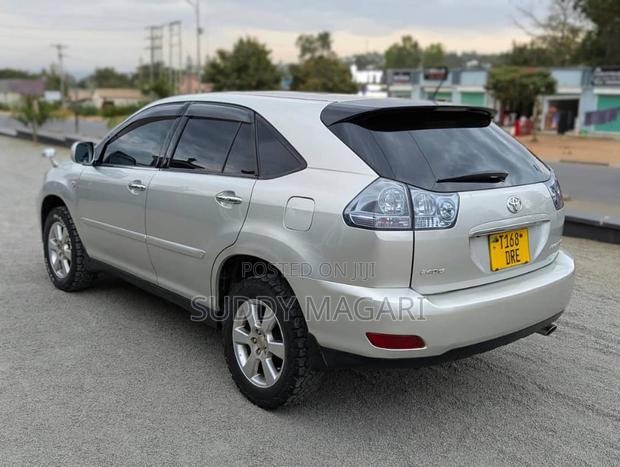 Toyota Harrier 2007 Silver