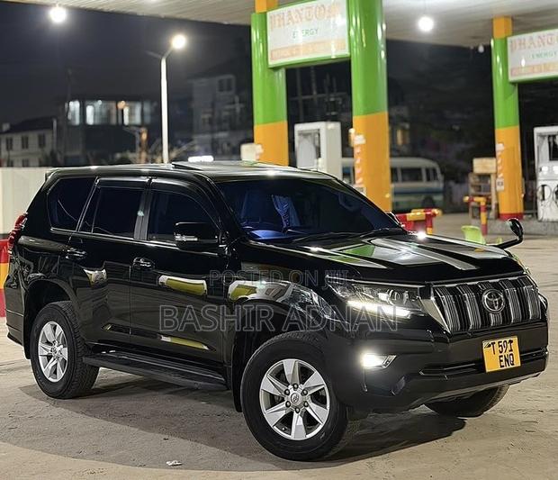 Toyota Land Cruiser Prado 2.8 2019 Black