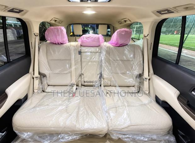 Toyota Land Cruiser 2025 White