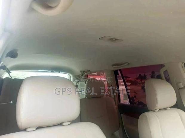 Toyota Land Cruiser 2013 4.0 V6 DLX White