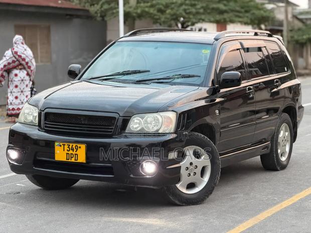 Toyota Kluger 2003 Black