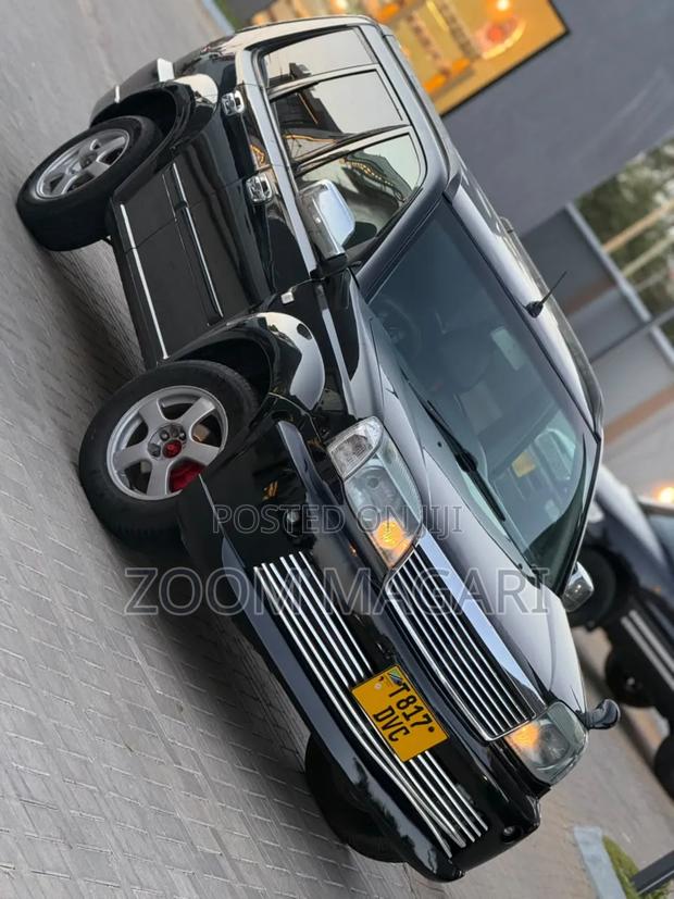 Nissan X-Trail 2004 Black
