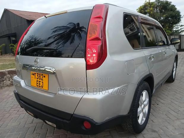 Nissan X-Trail 2.0 Petrol XE 2009 Silver