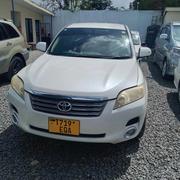 Toyota Vanguard 2010 White for sale