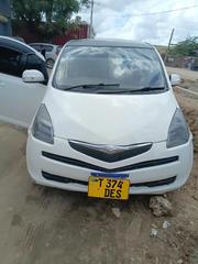 Toyota Ractis 2005 White for sale