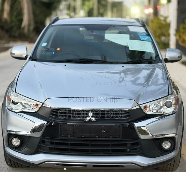 Mitsubishi RVR 2017 Silver