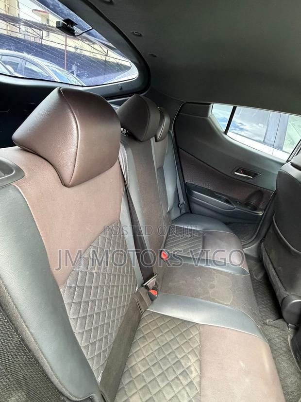 Toyota C-HR 2017 Black