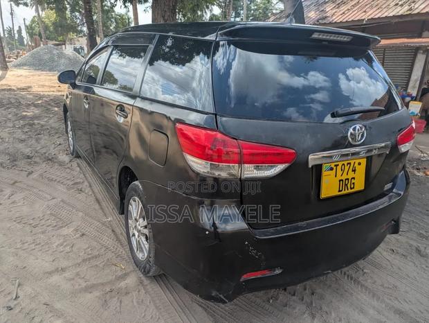 Toyota Wish 2010 Black