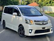 Toyota Noah 2011 White for sale