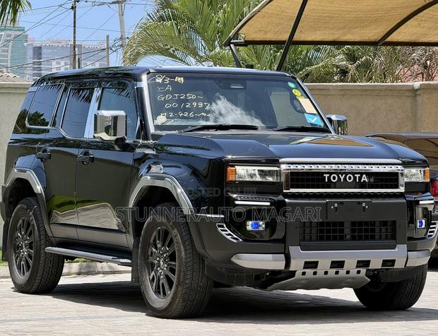 Toyota Land Cruiser Prado 2024 Black
