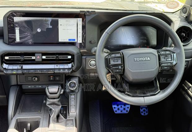 Toyota Land Cruiser Prado 2.8 2024 Black