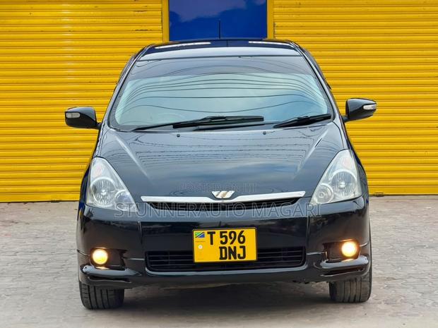 Toyota Wish 2004 Black